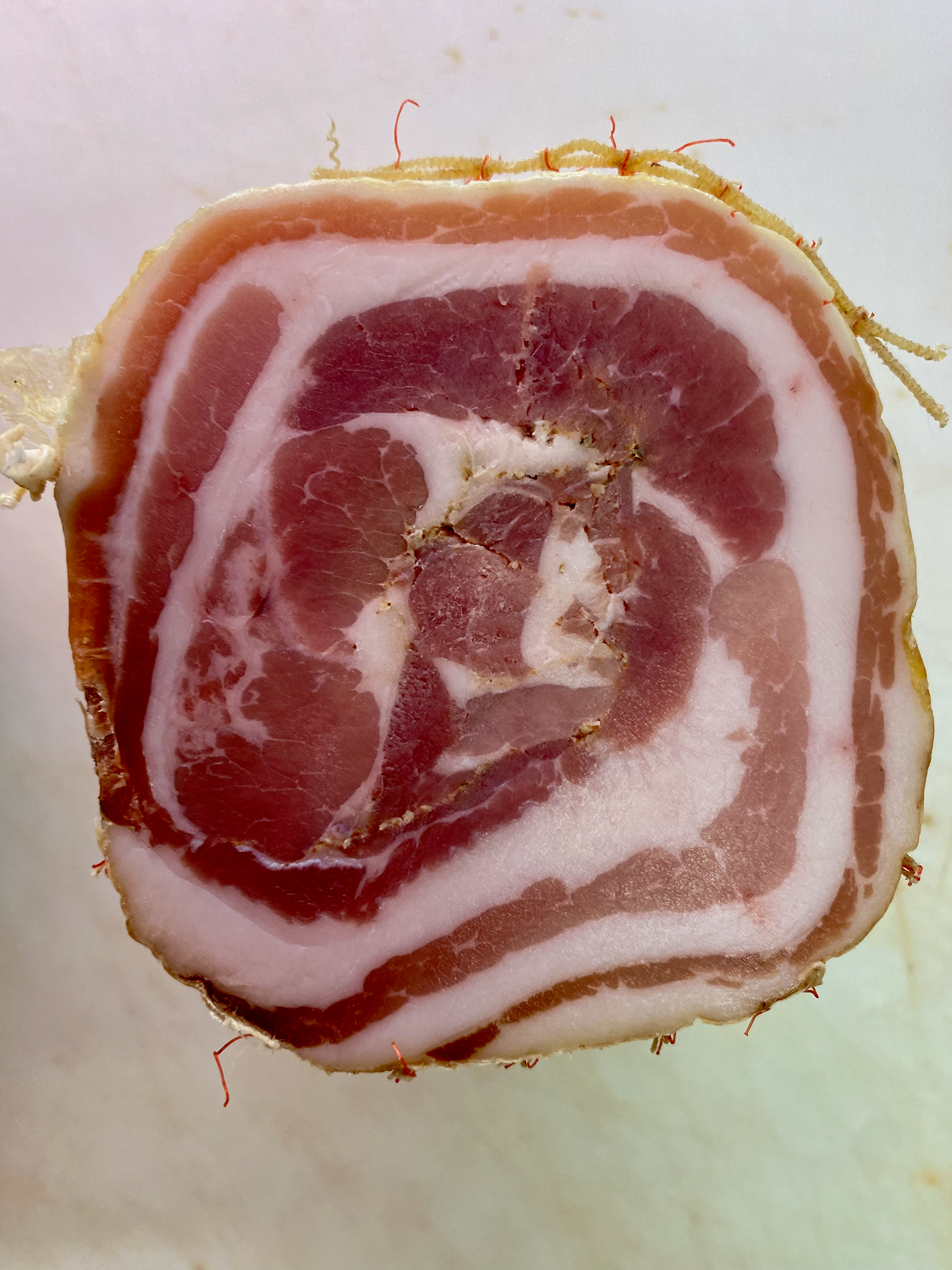 Pancetta arrotolata lucana